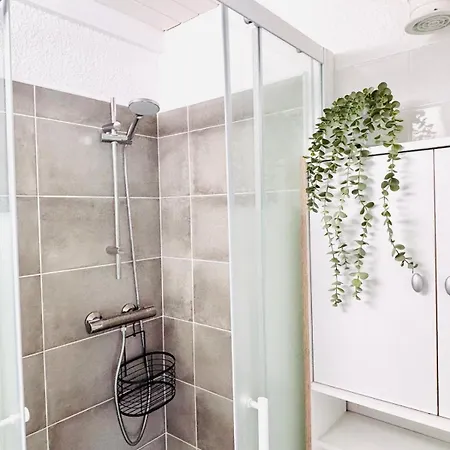 La Coquette, Maison Climatisée, Piscine, à 300m à Pied, Wifi Et équipements Bébé Offerts Casa de Férias